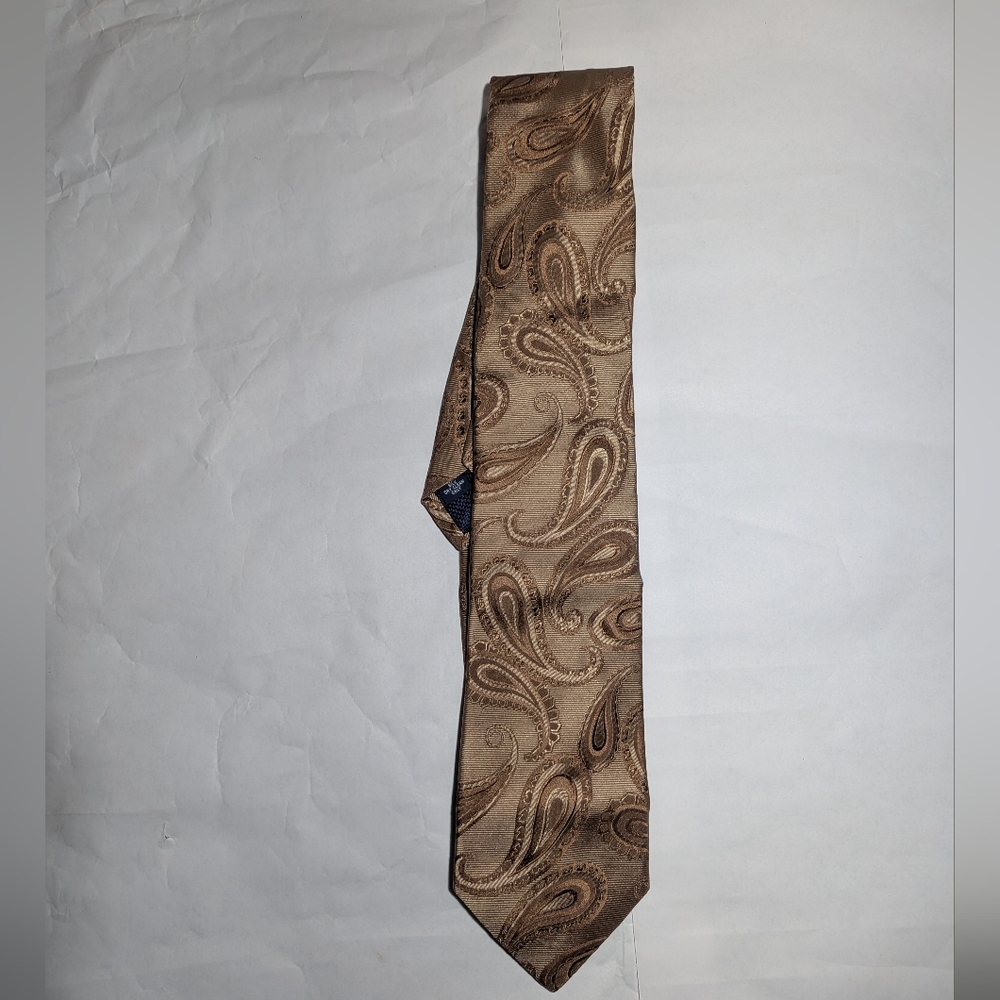 Daniel Cremieux Tan Paisley Tie